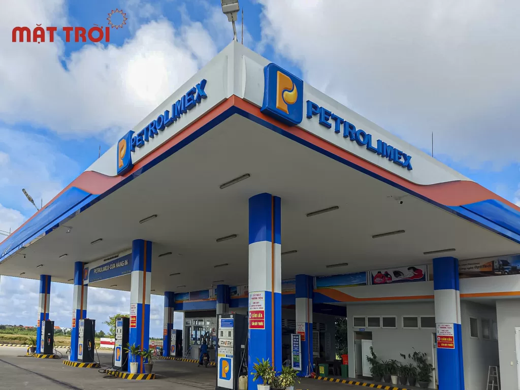 Bảng hiệu mica chữ nổi PETROLIMIEX