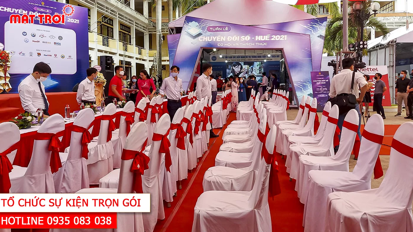 Chuyển đổi số 2021 tại Huế. Mặt Trời Event thực hiện.