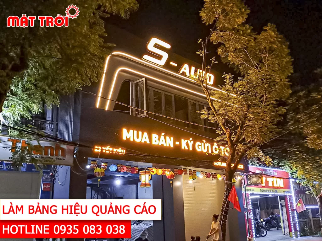 Bảng hiệu alu S-Auto ở Huế kết hợp đèn led 