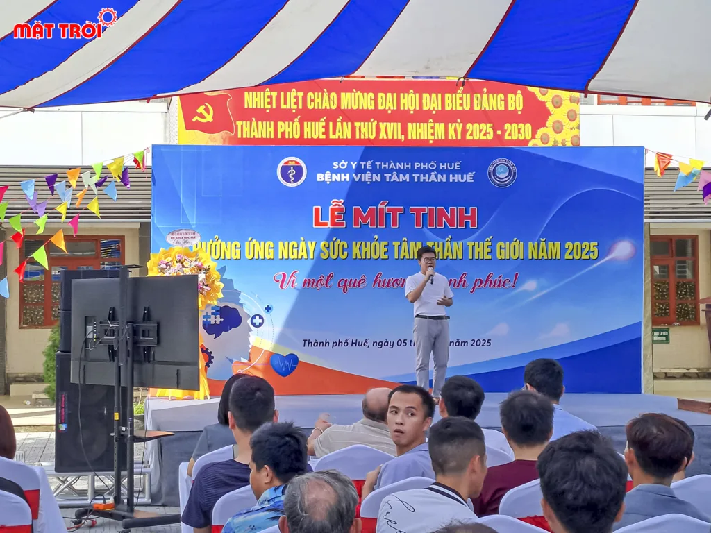 Tiết mục văn nghệ do bệnh nhân đang điều trị tại bệnh viện tâm thần Huế 