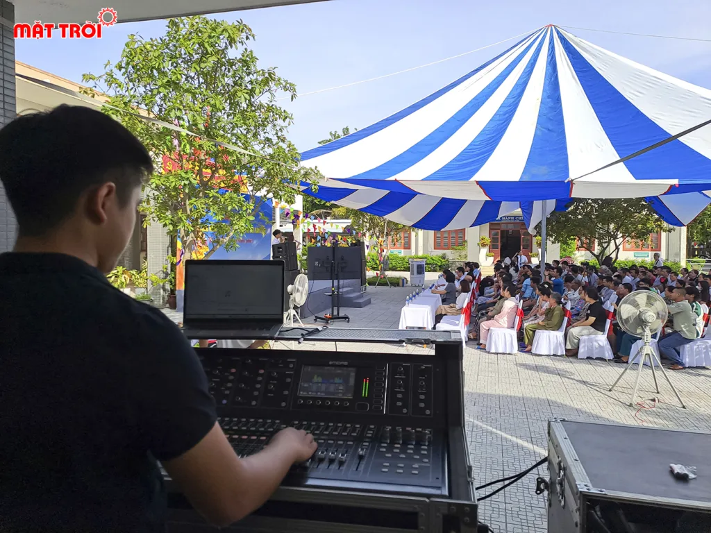Hệ thống âm thanh chuyên nghiệp của Mặt Trời event