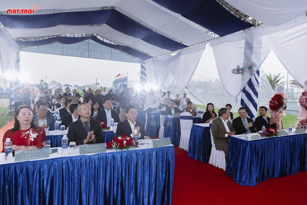 Rất đông đại biểu và khách mời đến tham dự lễ khởi công dự án đặc biệt này