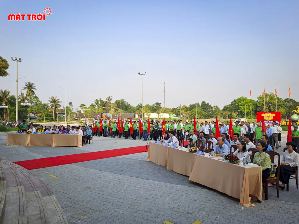 Đại biểu và hội viên tại lễ phát động phong trào nông sản sạch