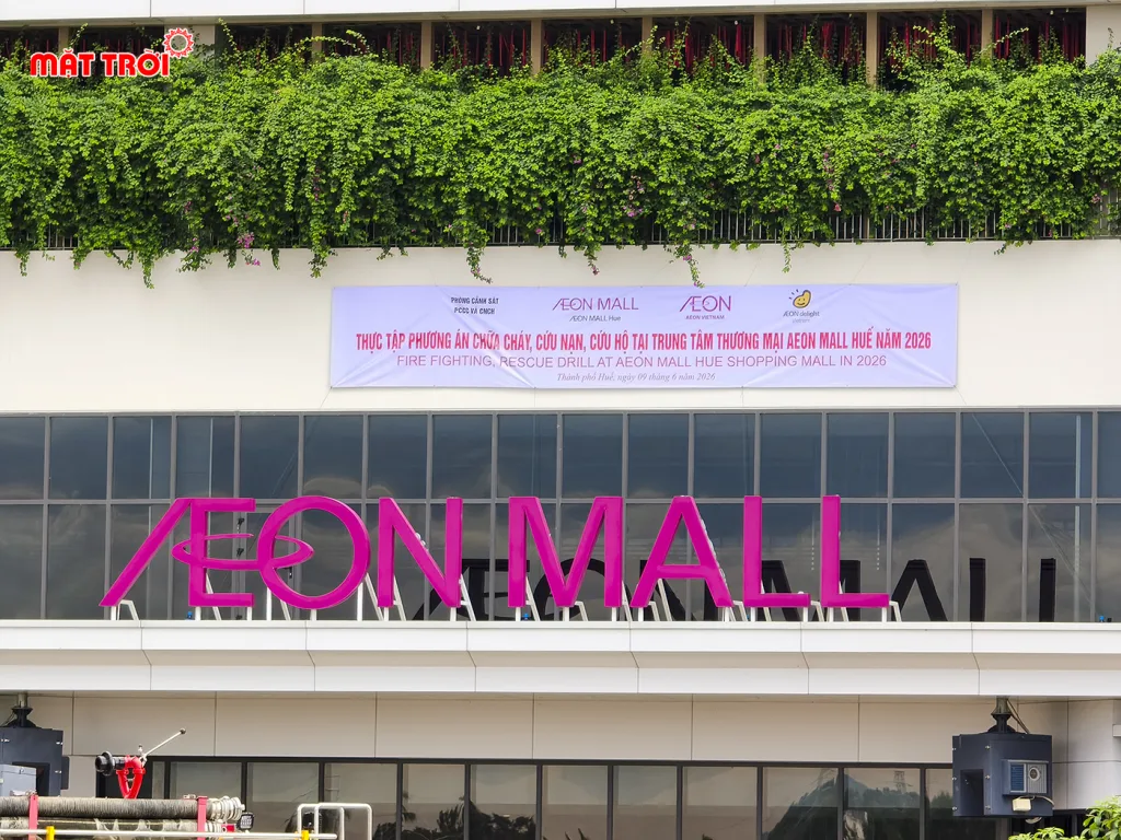 Băng rôn tuyên truyền thực tập phương án chữa cháy cứu nạn cứu hộ tại AEON Mall Huế.