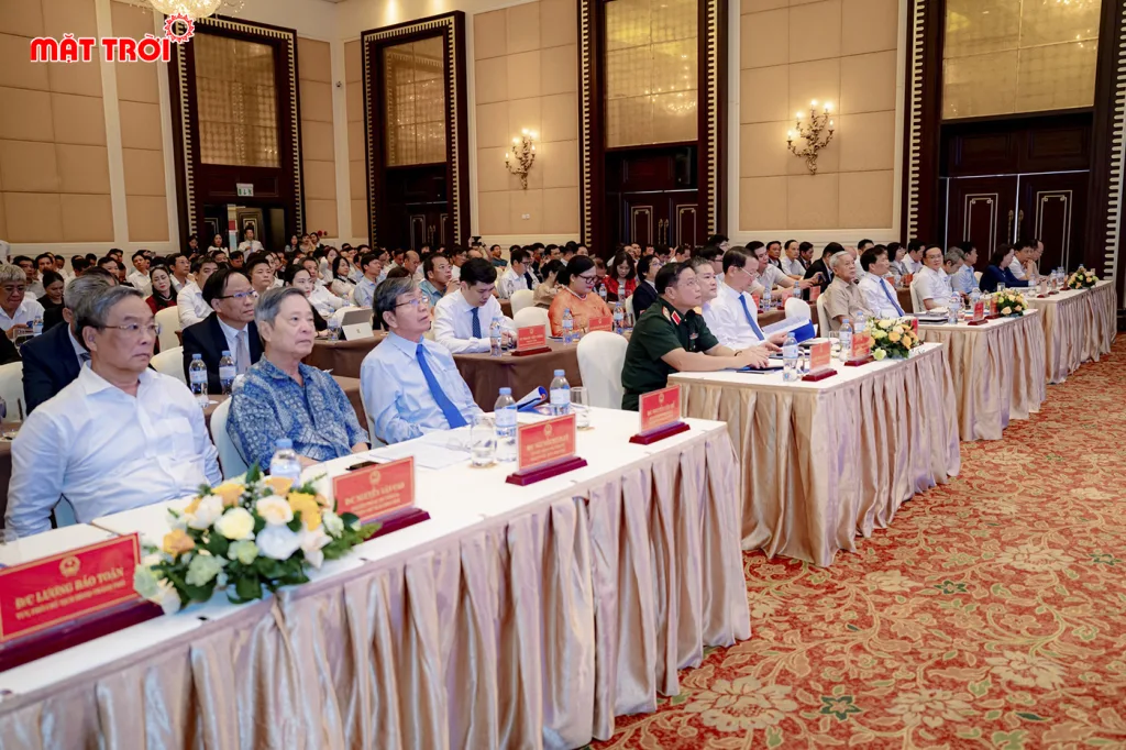 Các đại biểu tham dự Hội nghị quy hoạch và xúc tiến đầu tư thành phố Huế 2026