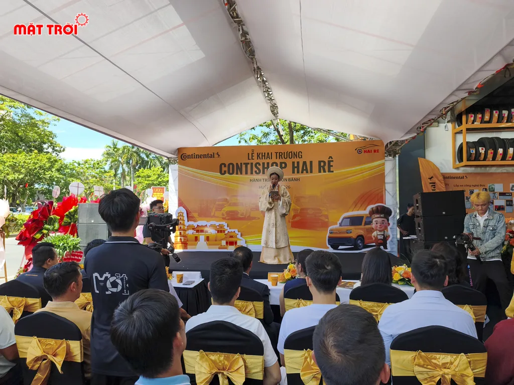 MC dân chương trình lễ khai trương Contishop Hai Rê