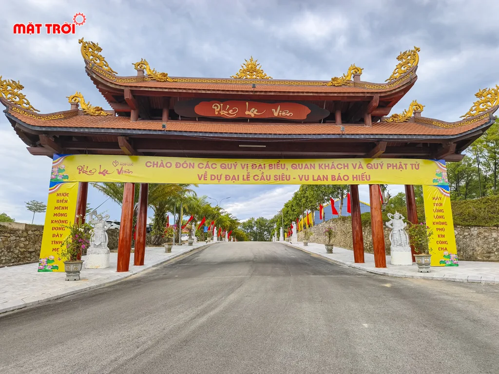 Đại lễ cầu siêu vu lan báo hiếu tại Phúc Lạc Viên Huế do sự kiện Mặt Trời đồng hành thực hiện
